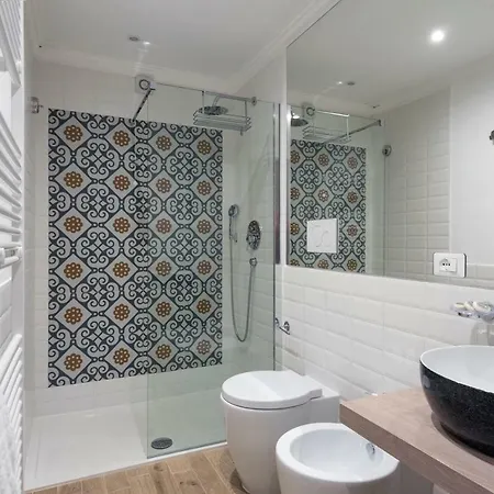 別荘 La Roche レッチェ